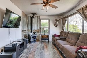 Arriendo temporal - Mountain & Valley Views! Pet-friendly Pioche Home
