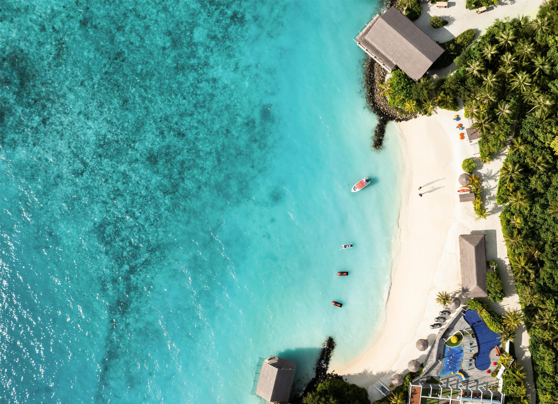 Playa Hilton Maldives Amingiri Resort & Spa