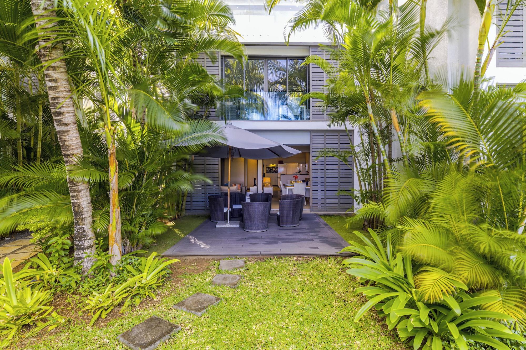 Vista Exterior Esplanade by Horizon Holidays