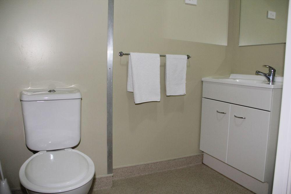 Baño Nikau Apartments