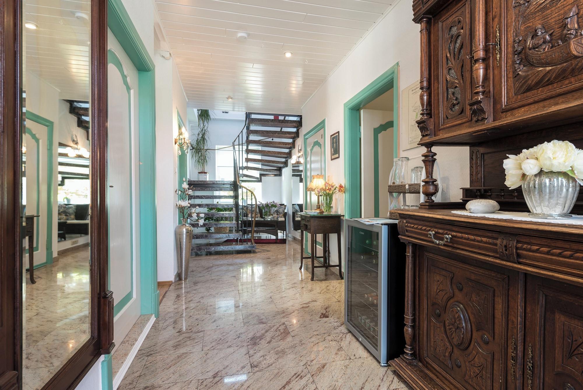 Varios Hotel Am Elisabethufer