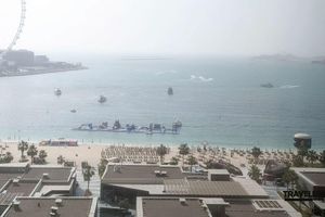 Alojamiento - Travelers Dubai Marina Hostel
