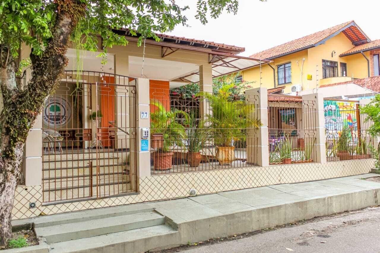 Varios Hostel Jardim Nazaré