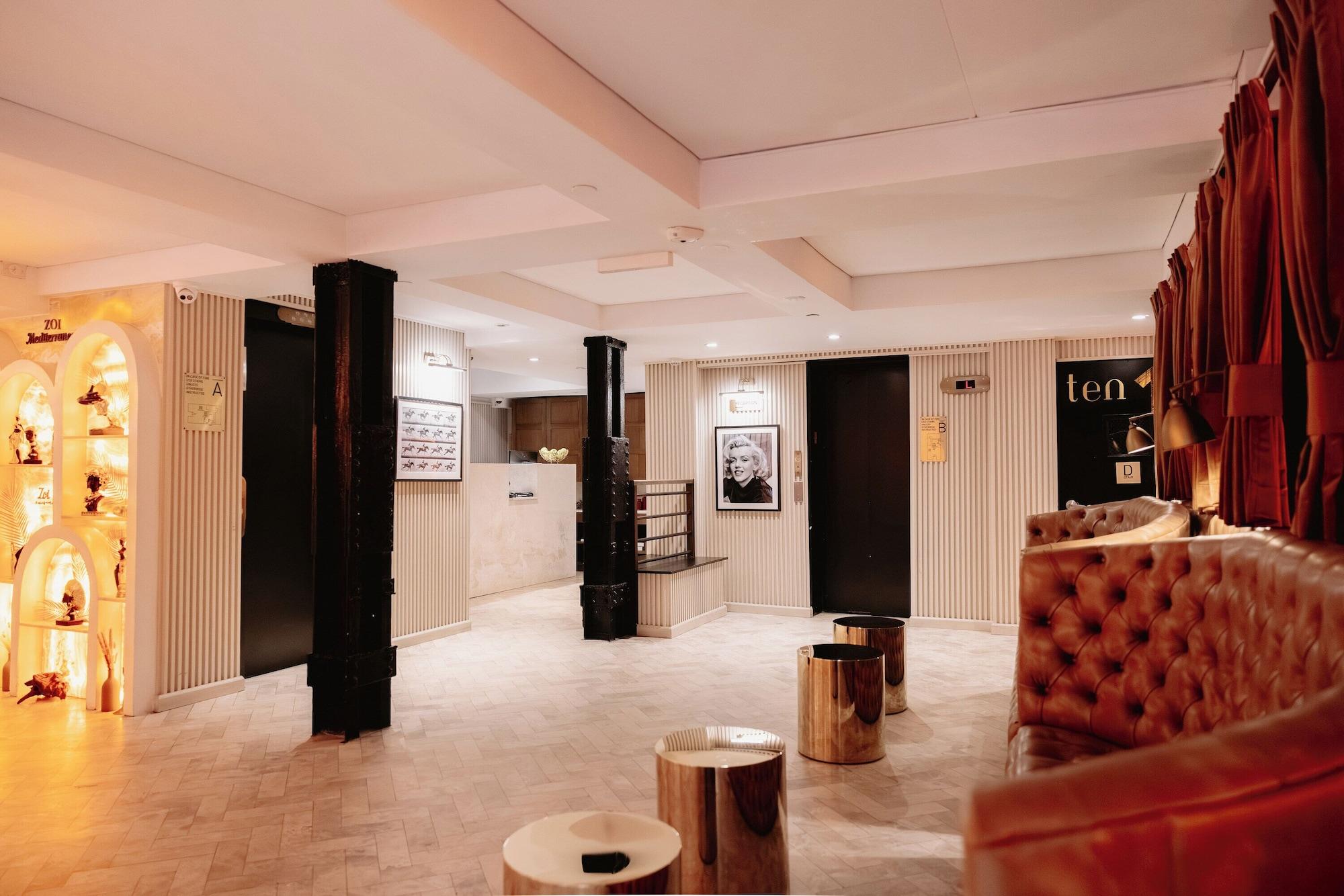 Vista Lobby Life Hotel New York