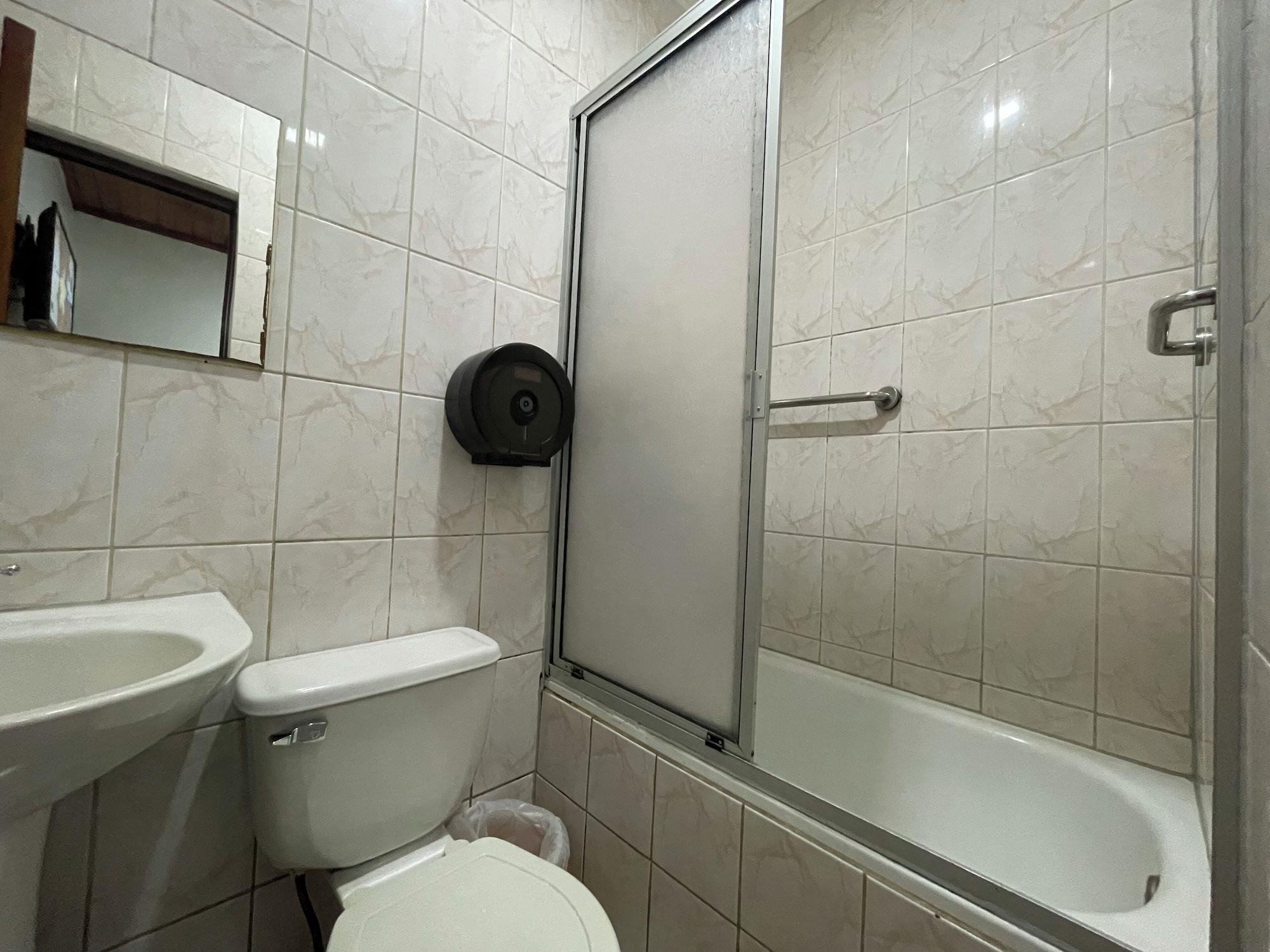 Equipamiento de Habitación Residencial Don Santiago