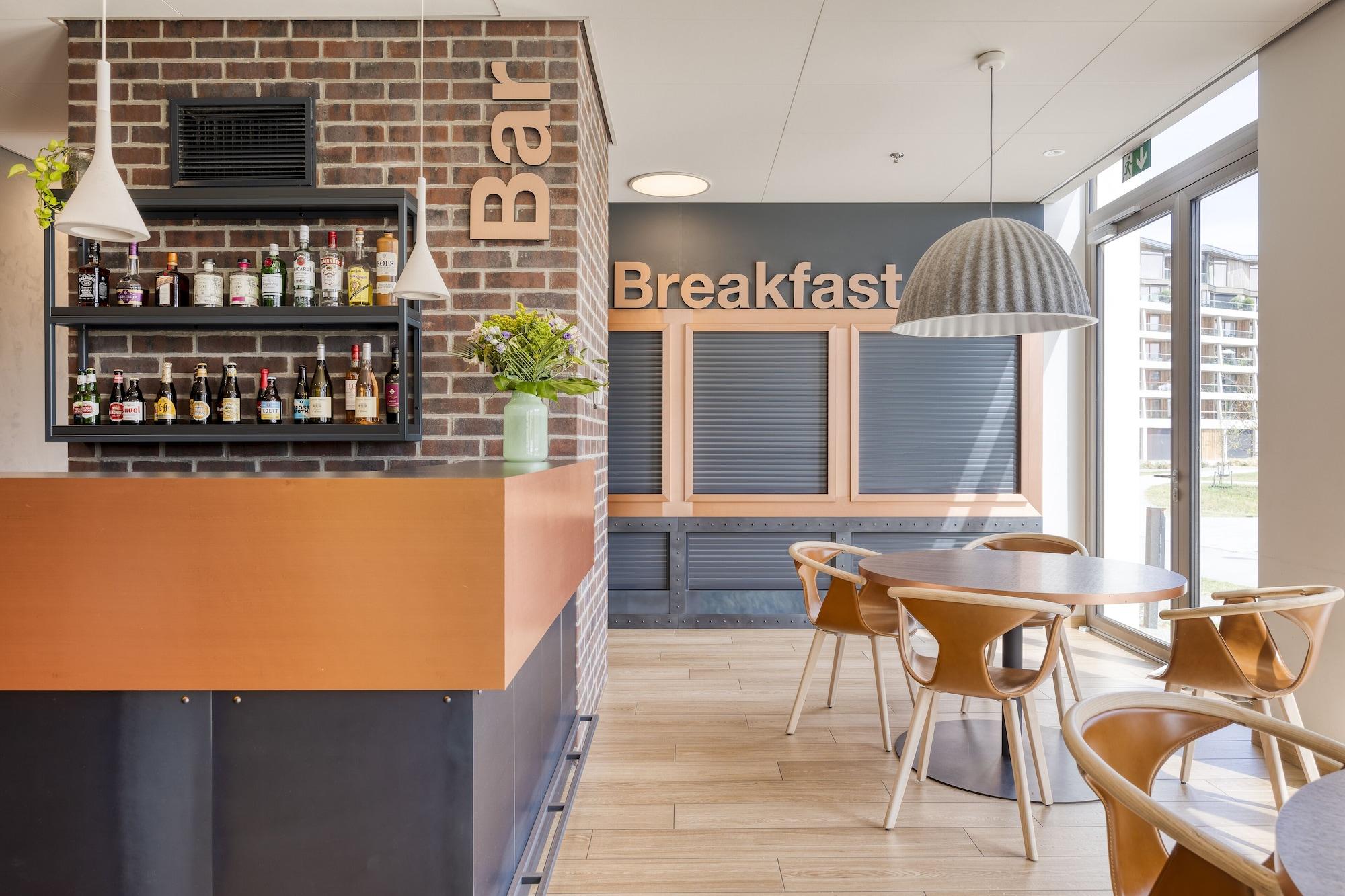 Bar/Salón B&B HOTEL Antwerpen Zuid