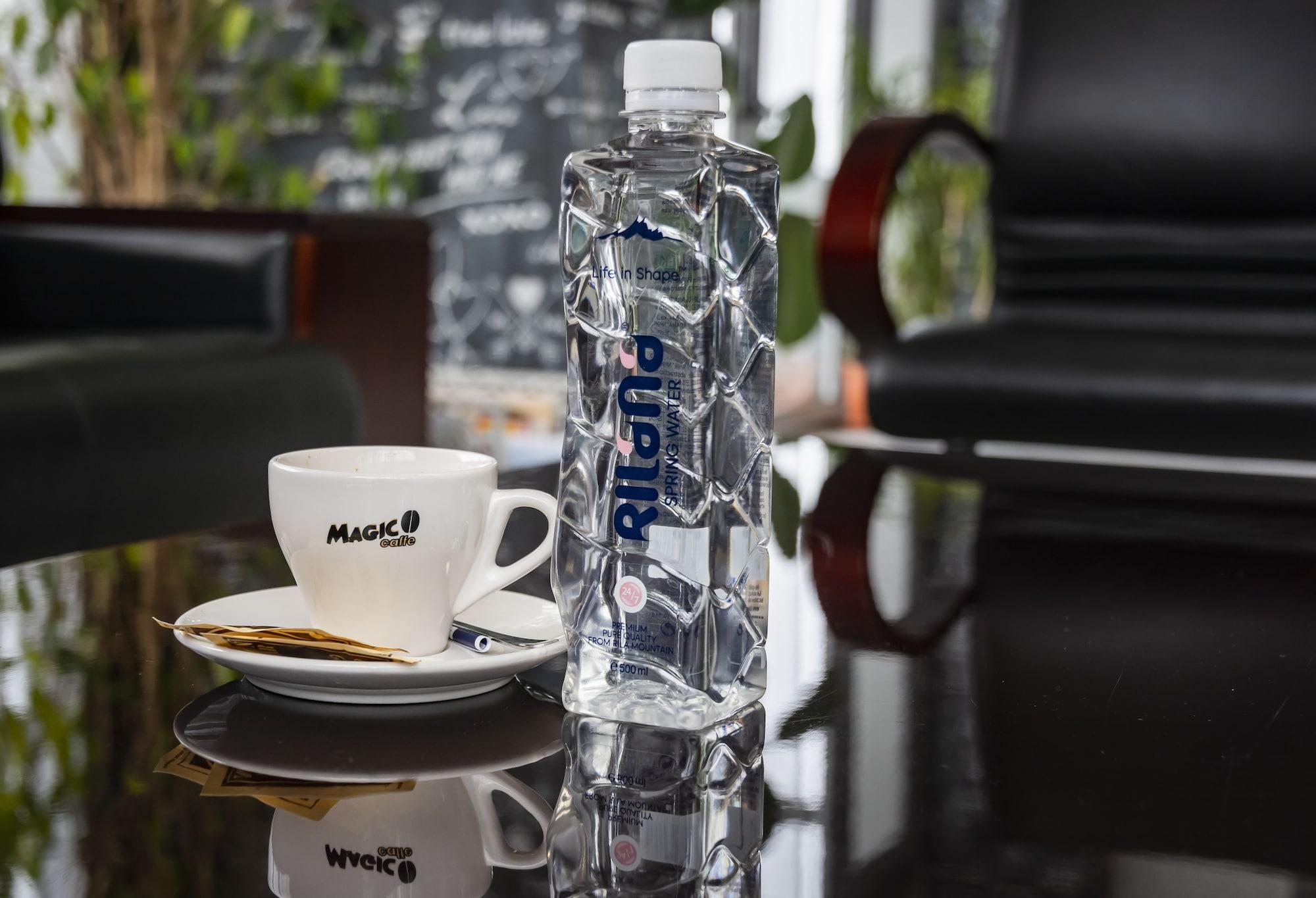 Vista Lobby City Hotel