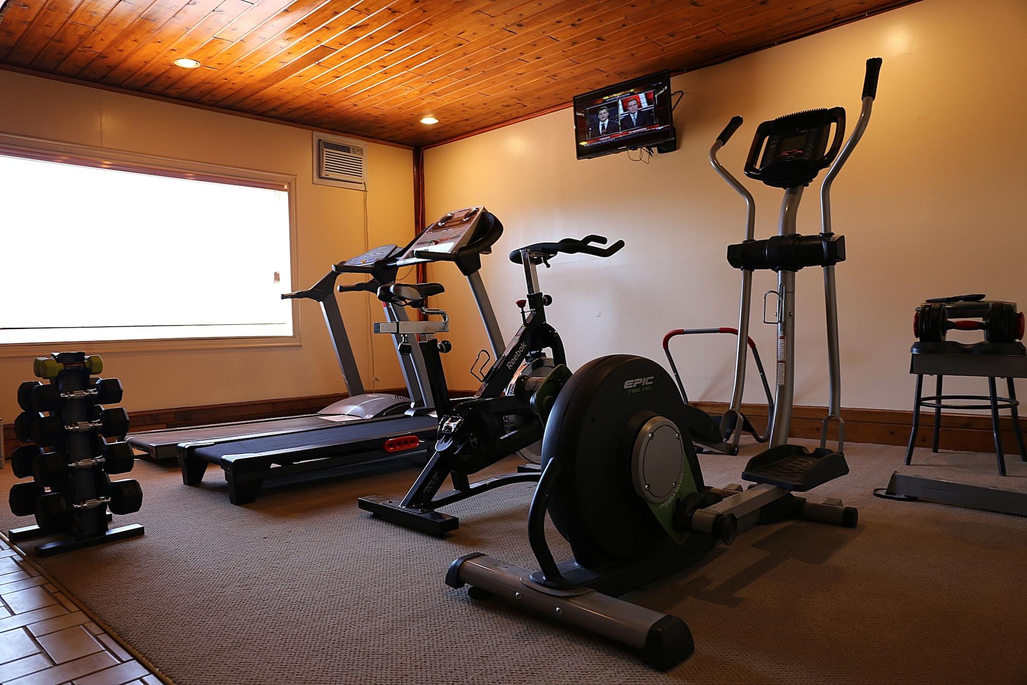 Gimnasio Tamarack Motor Inn