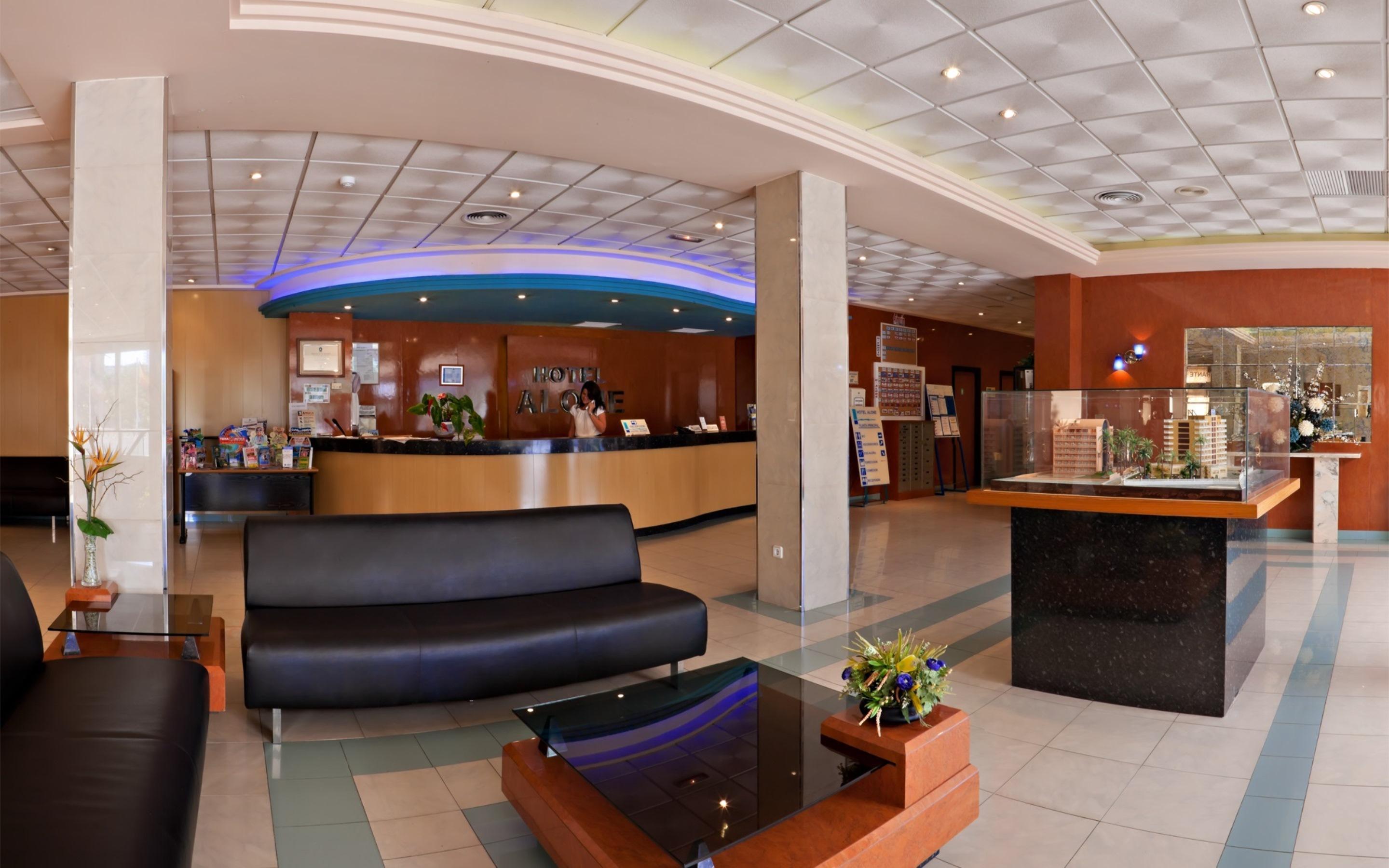 Vista Lobby Alone