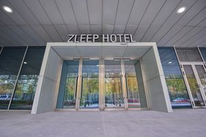 Alojamiento - Zleep Madrid Airport