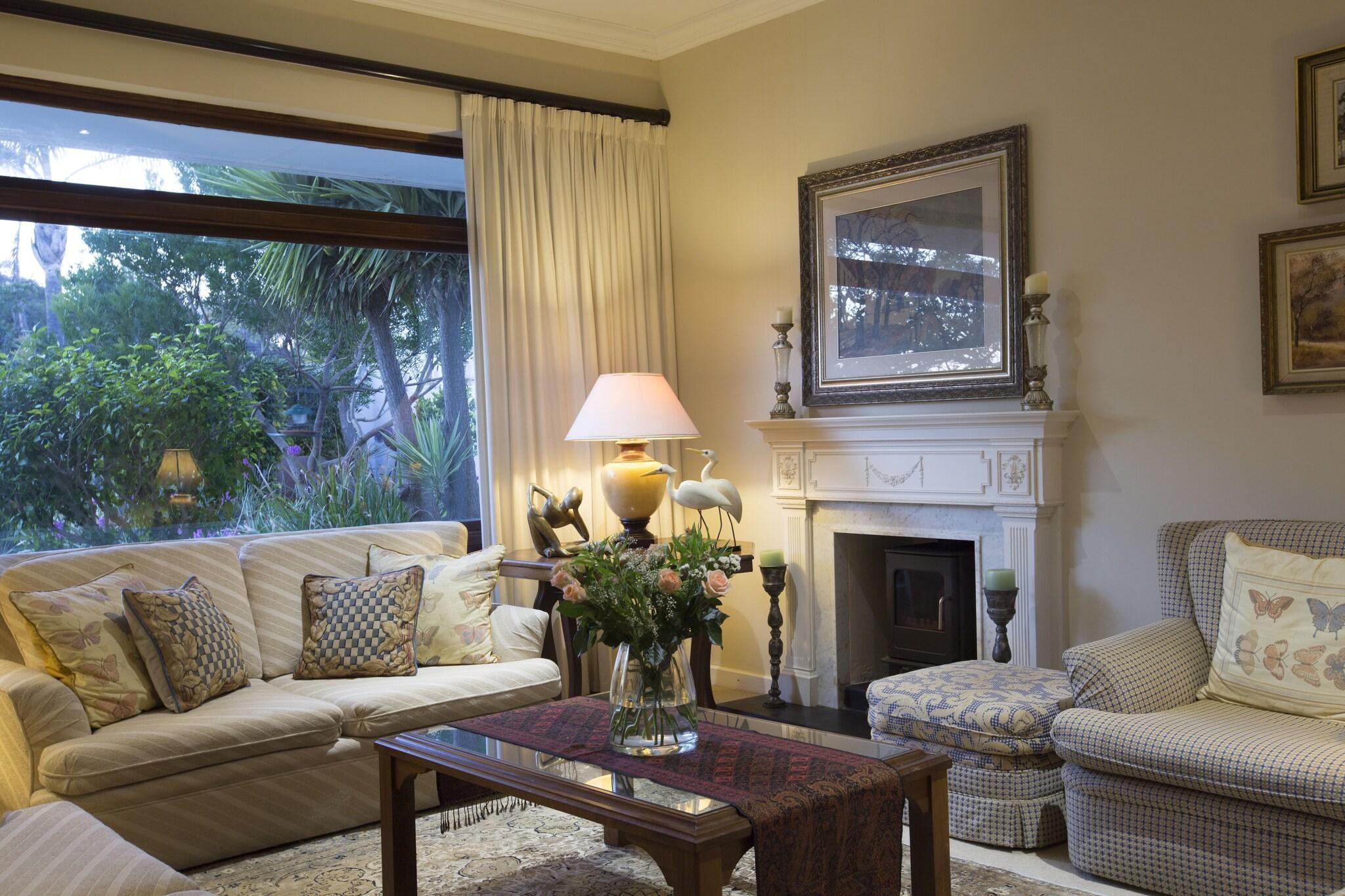 Vista Lobby Carslogie House