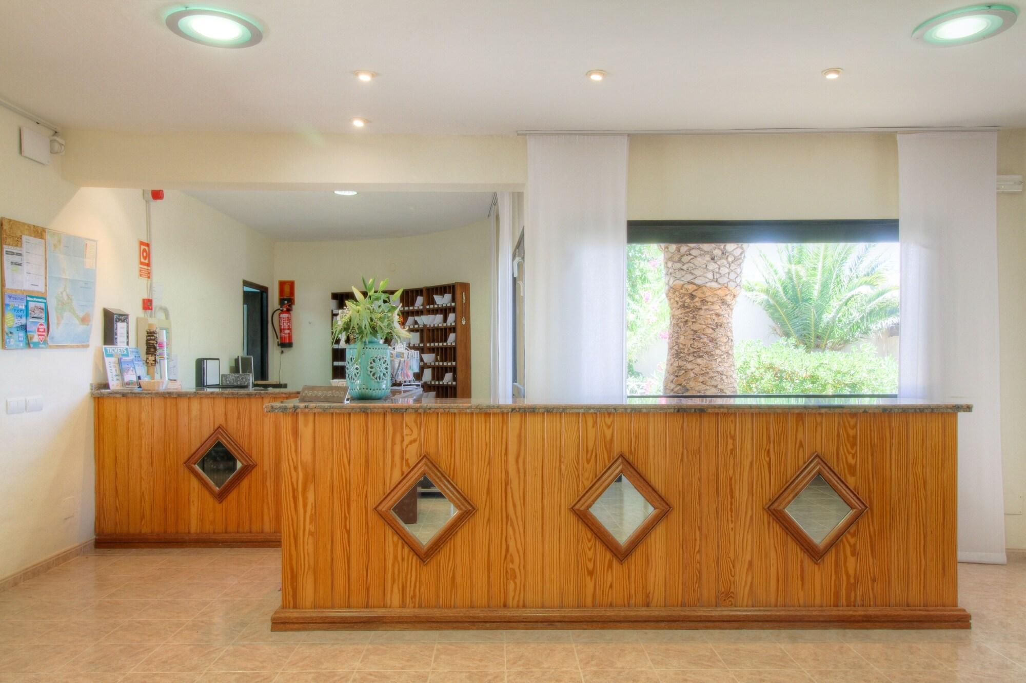 Vista Lobby Hotel Club Sunway Punta Prima