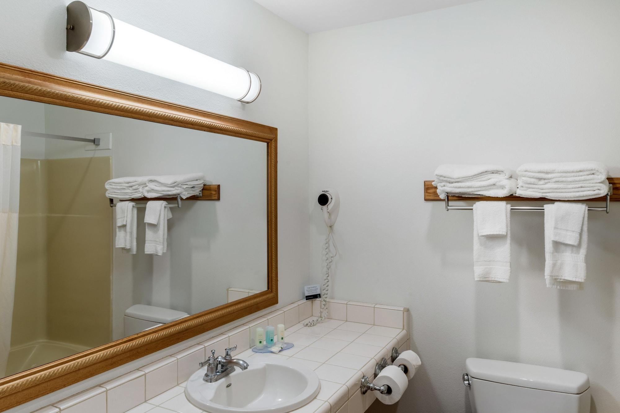 Equipamiento de Habitación Quality Inn & Suites Capitola By the Sea