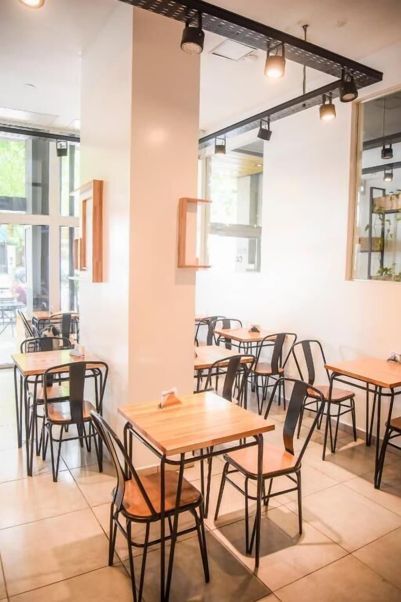 Restaurant Casa Be Suites