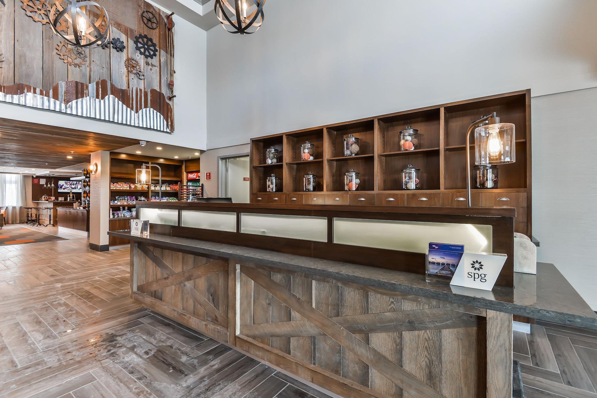 Vista Lobby Four Points by Sheraton Barrie