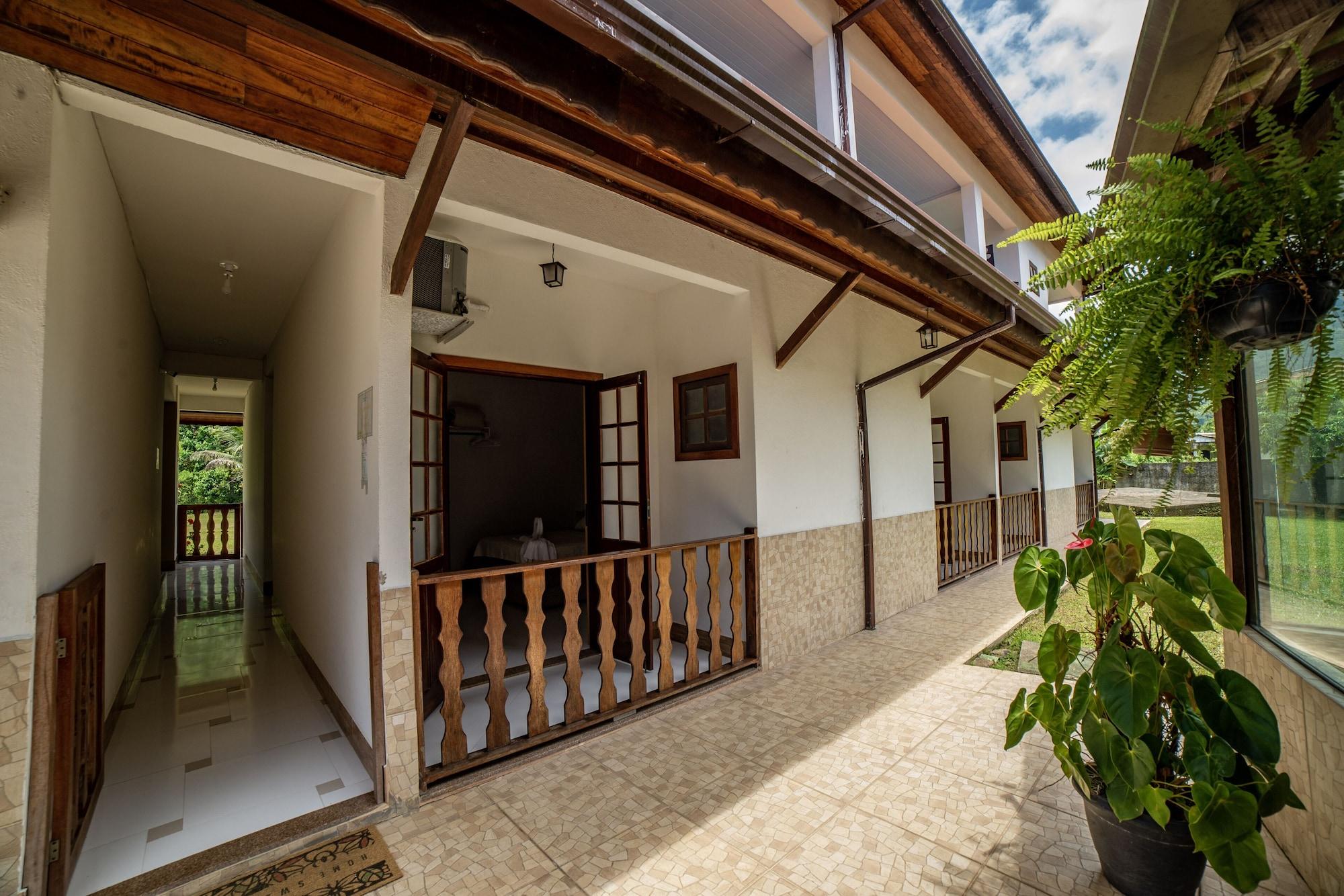 Vista Exterior Pousada Cantinho do Sossego em Paraty