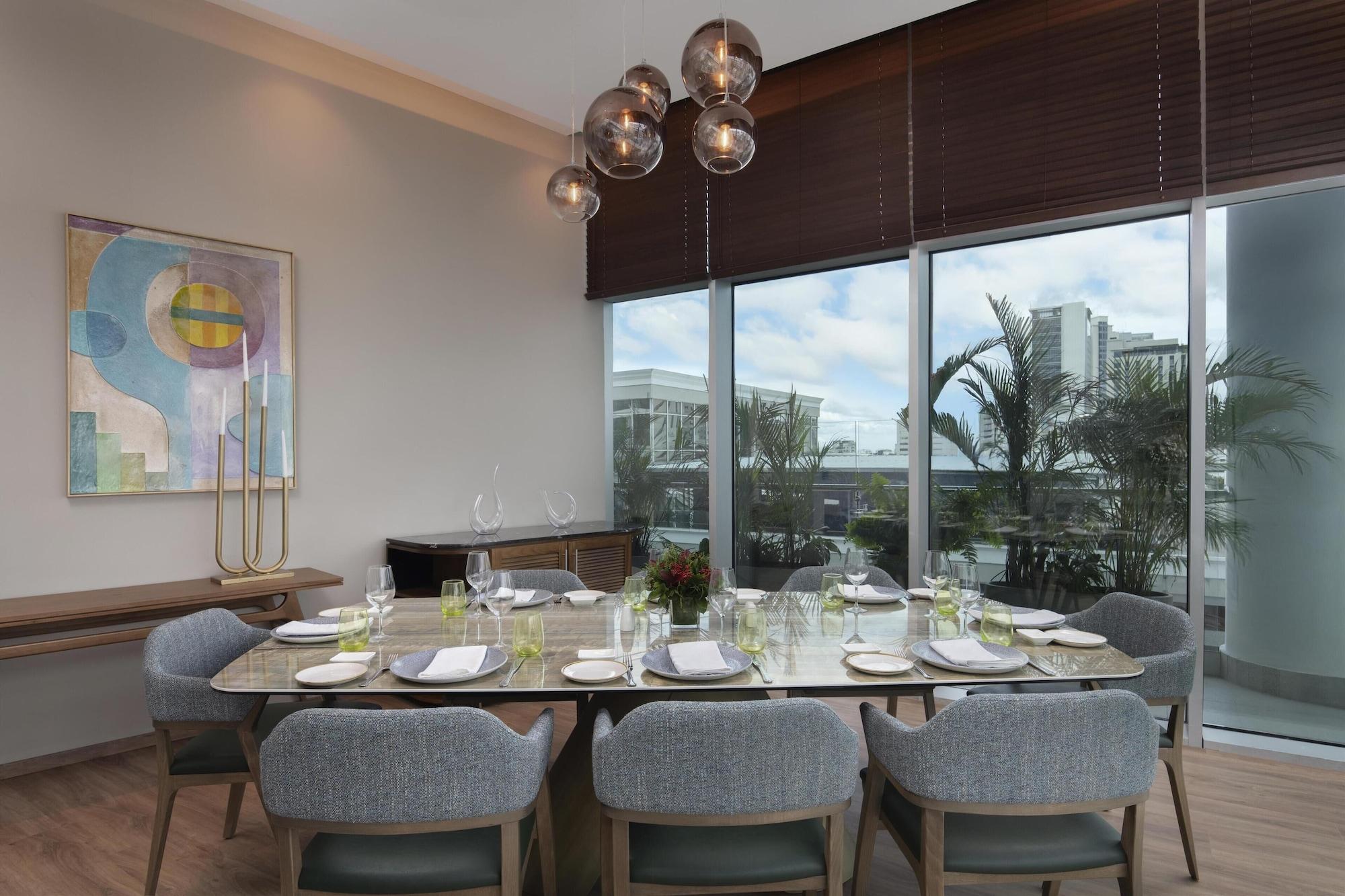 Restaurant Hyatt Centric Santo Domingo