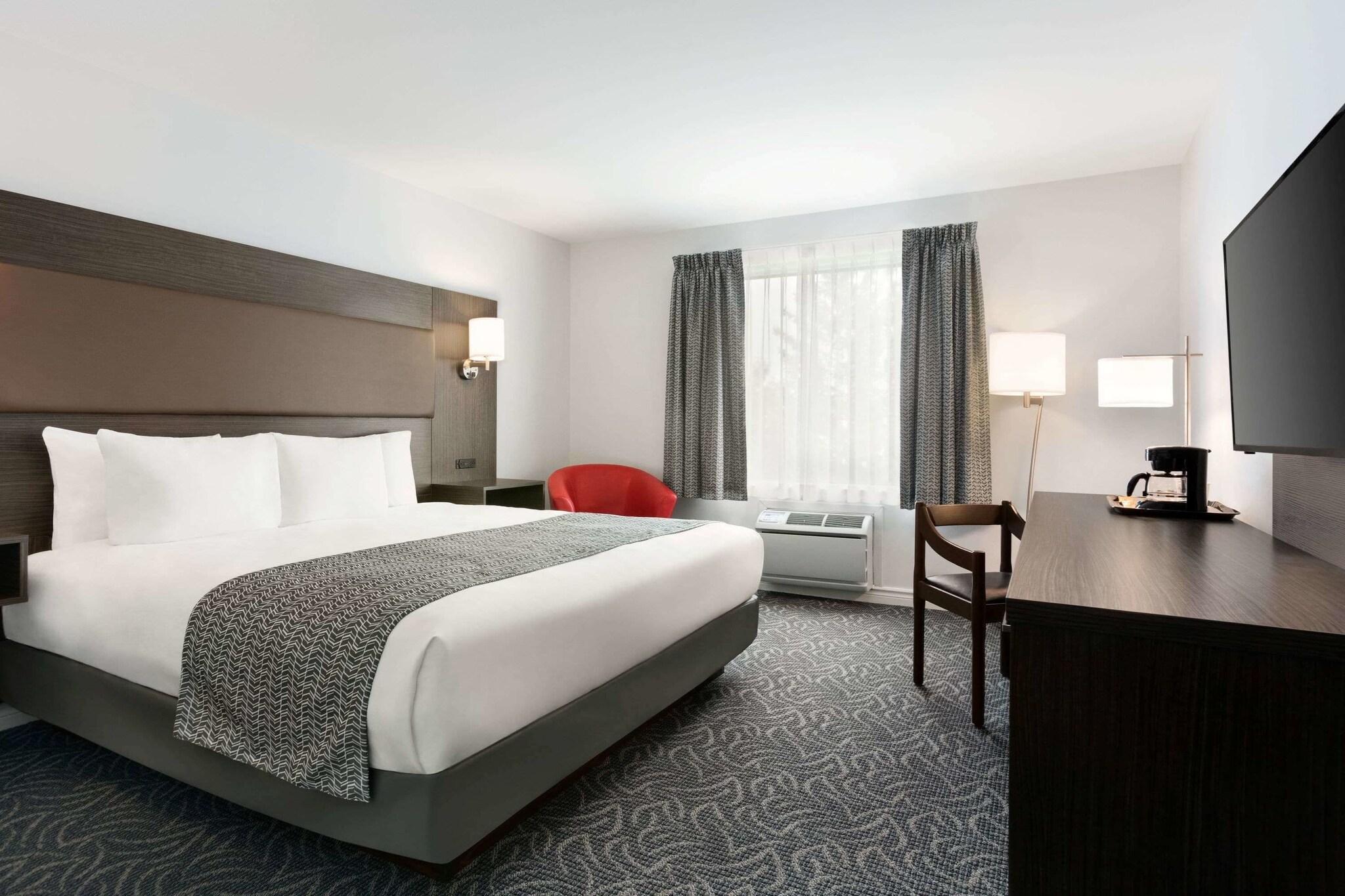 Vista Exterior Travelodge by Wyndham Rigaud