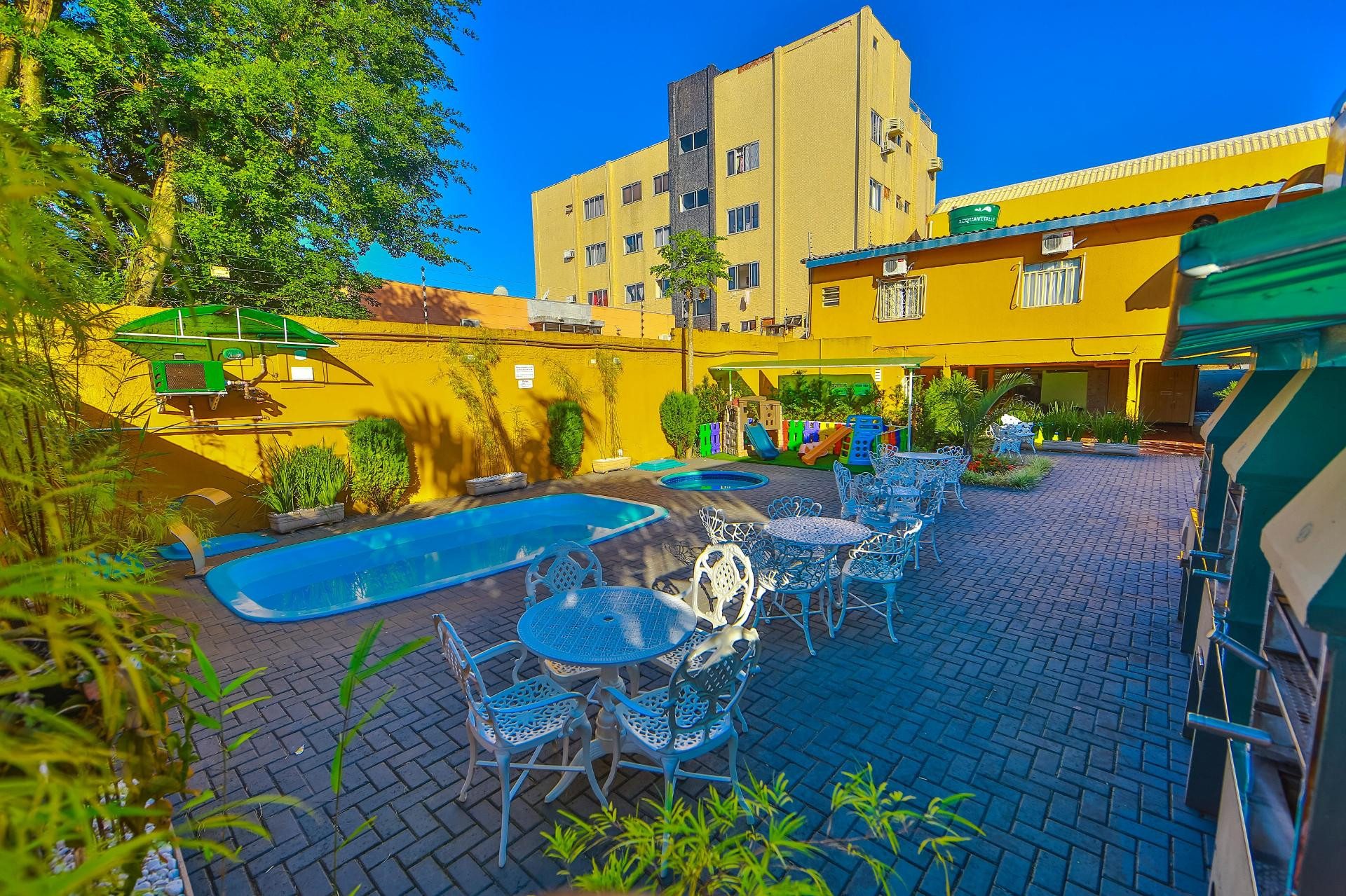 Vista Exterior Pousada Caroline