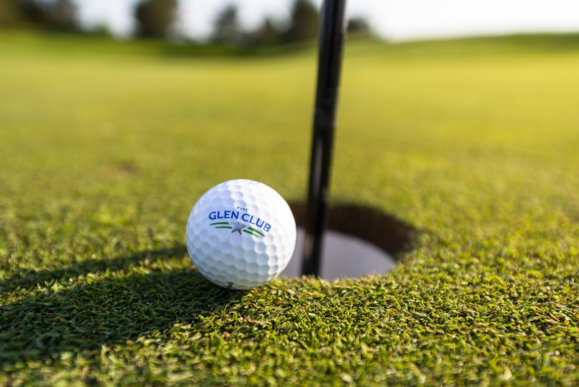 Instalaciones Recreativas The Glen Club