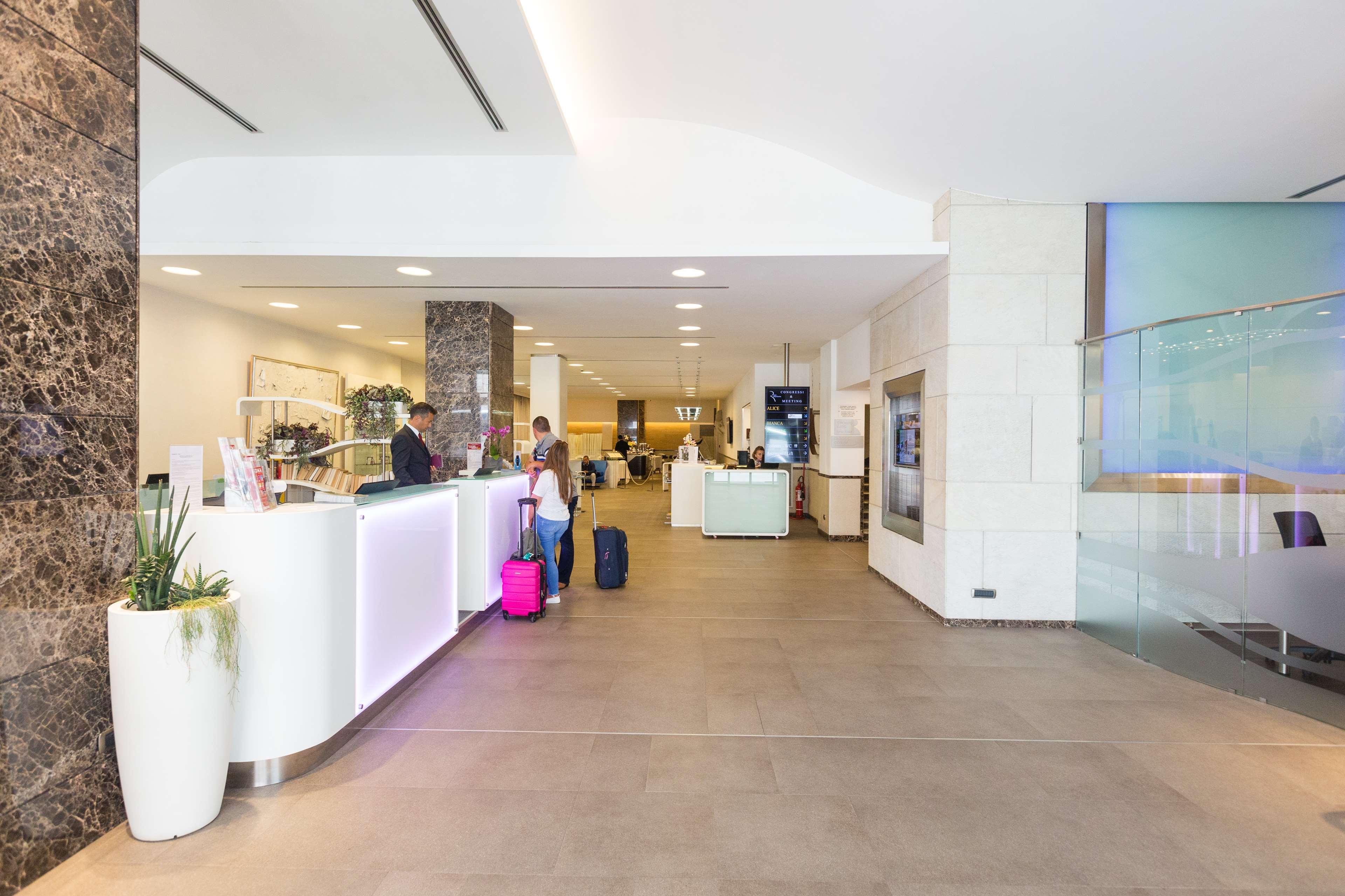 Vista Lobby Best Western Premier Hotel Royal Santina