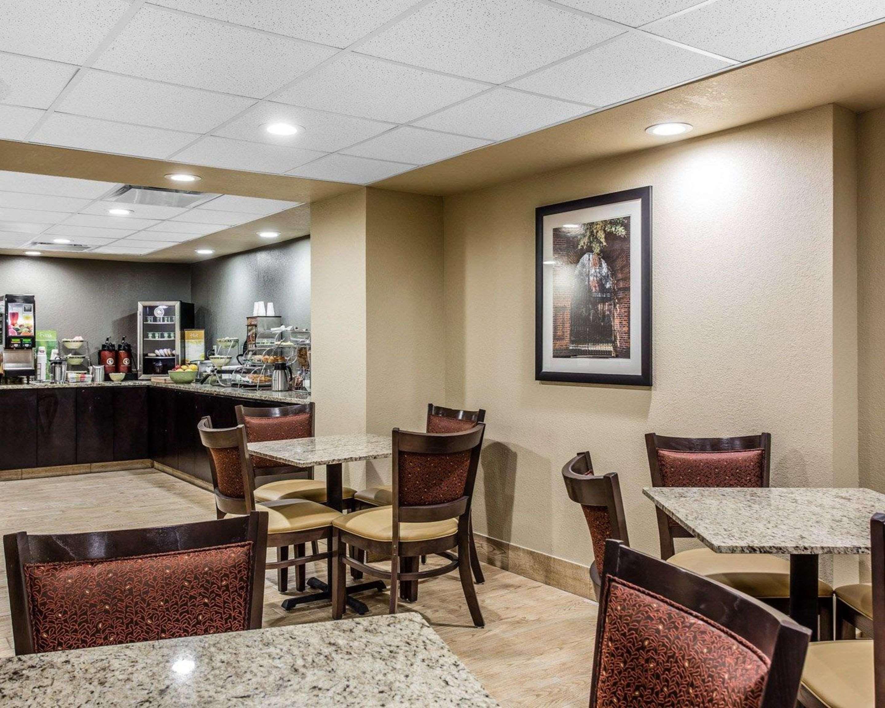 Restaurant Suburban Studios Columbia Northwest