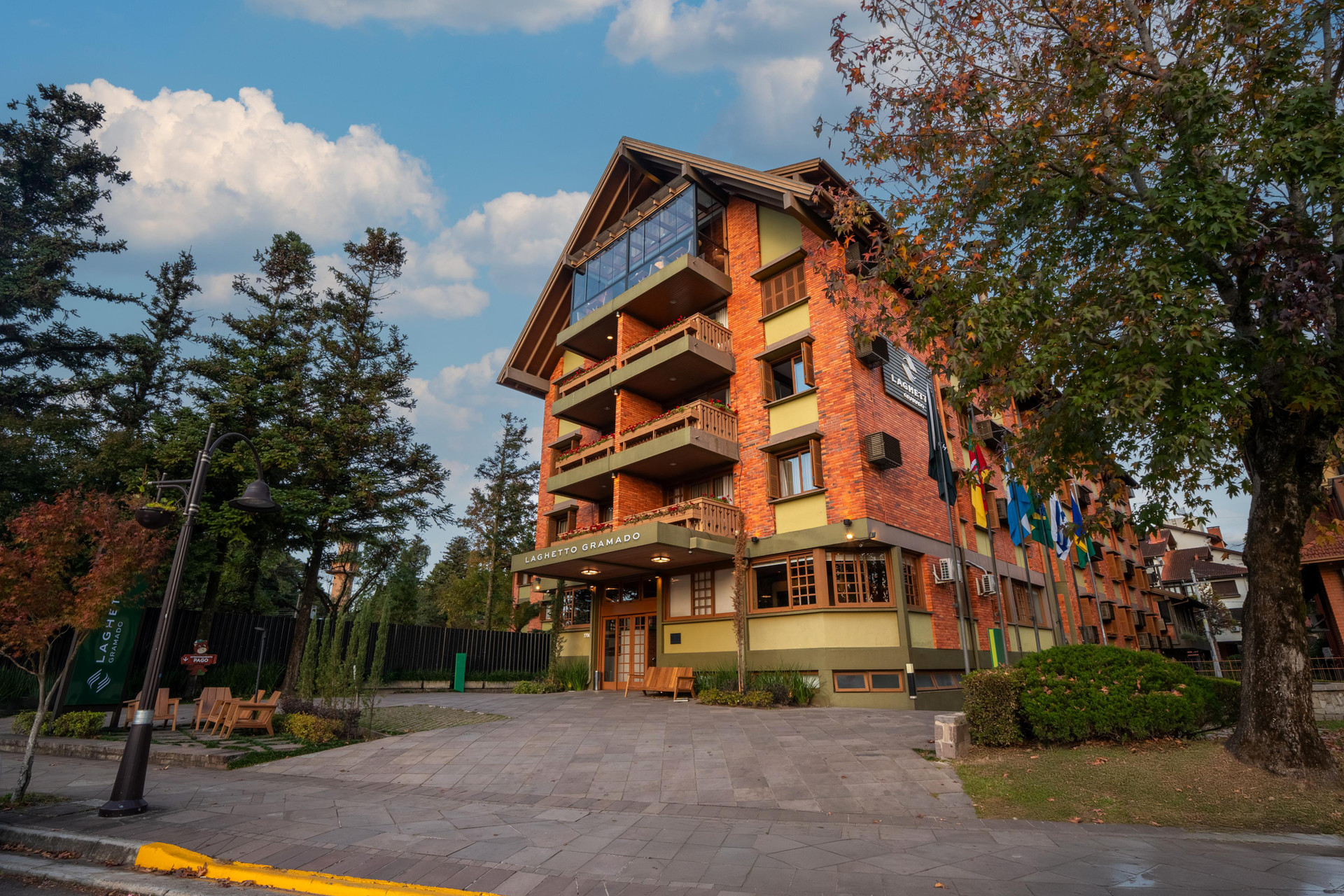 Vista Exterior Hotel Laghetto Gramado