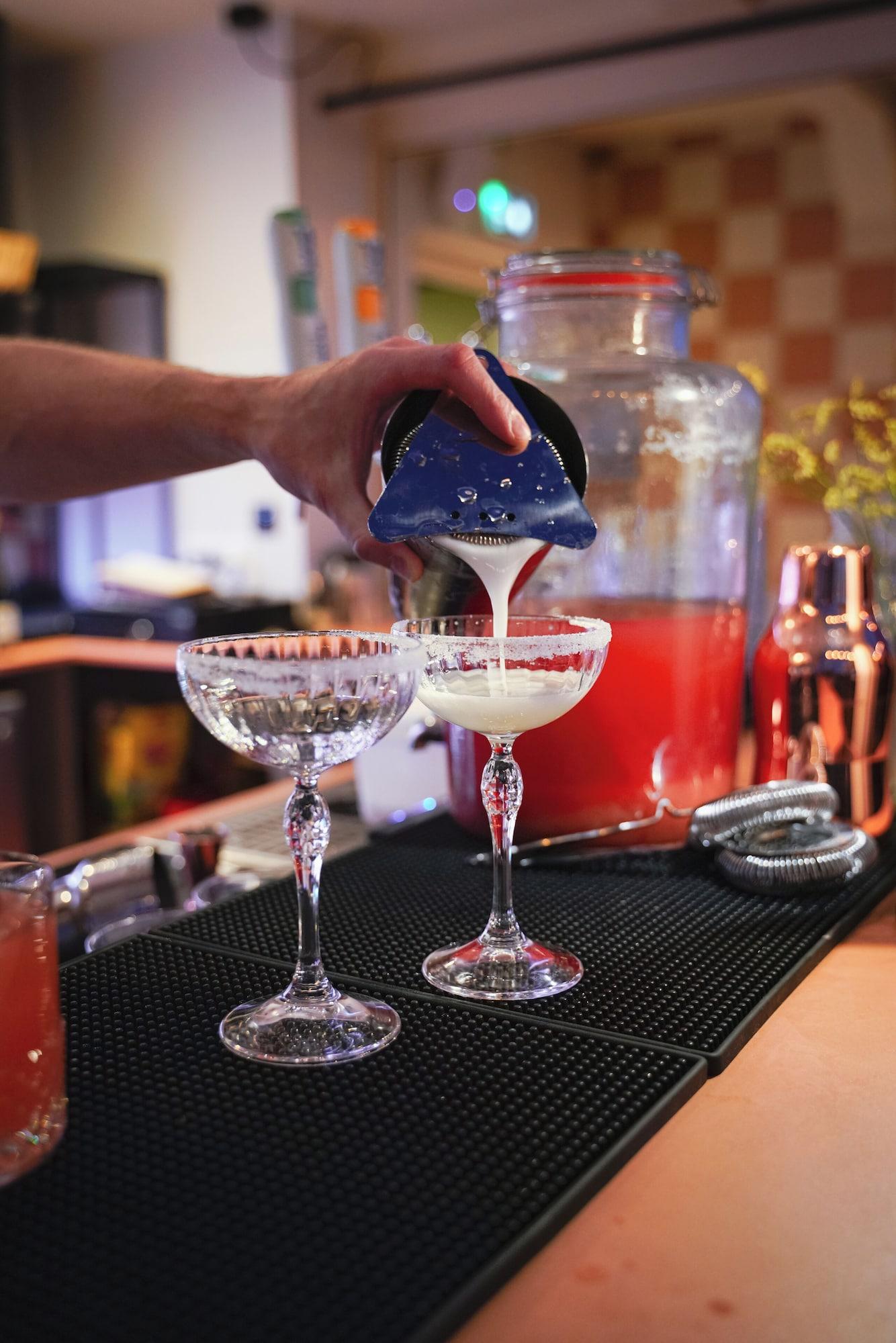 Bar/Salón Miranove