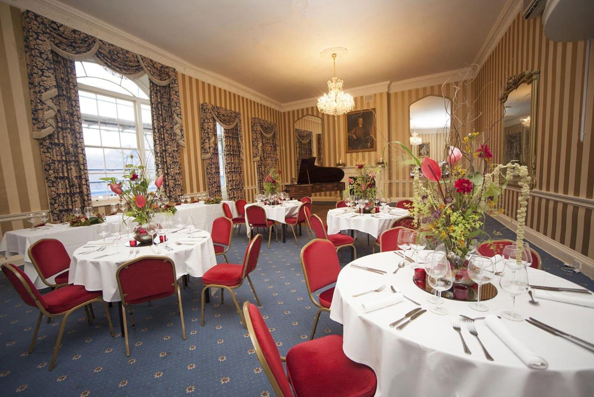 Sala de Reuniones Norfolk Arms Hotel