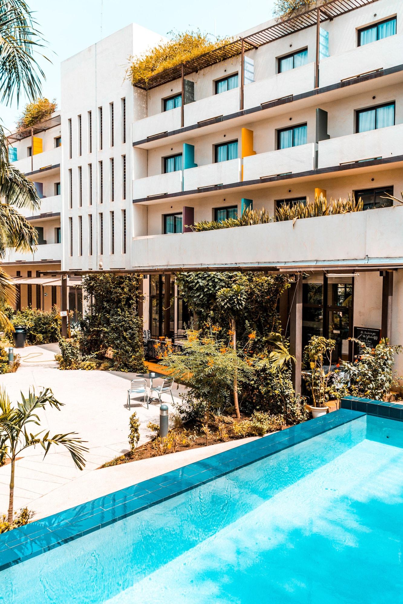 Vista Exterior Onomo Hotel Bamako