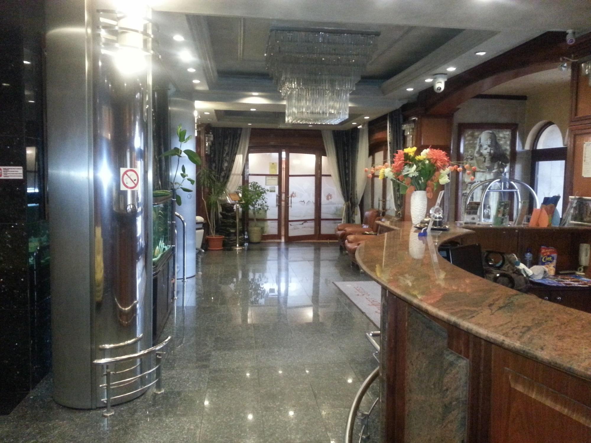 Vista Lobby Predeal Comfort Suites