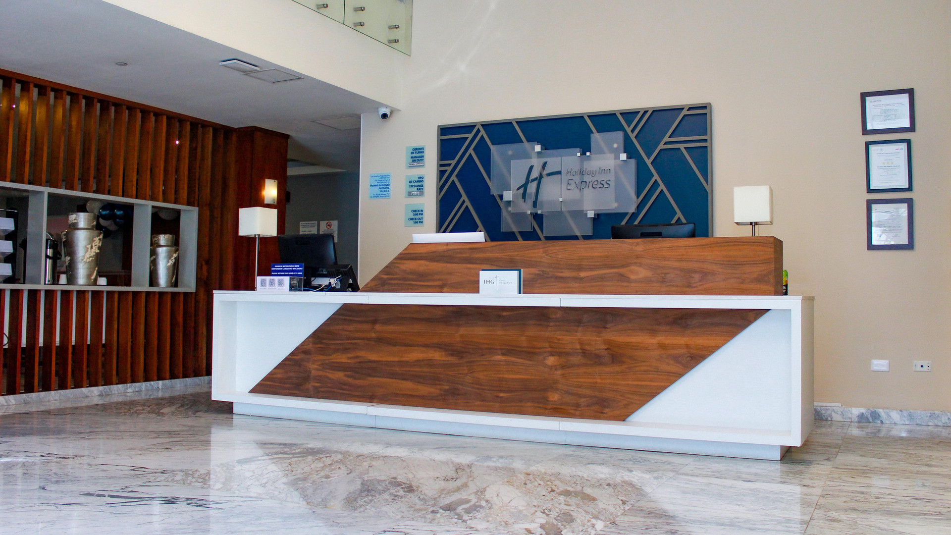 Vista Lobby Holiday Inn Express Culiacan by IHG