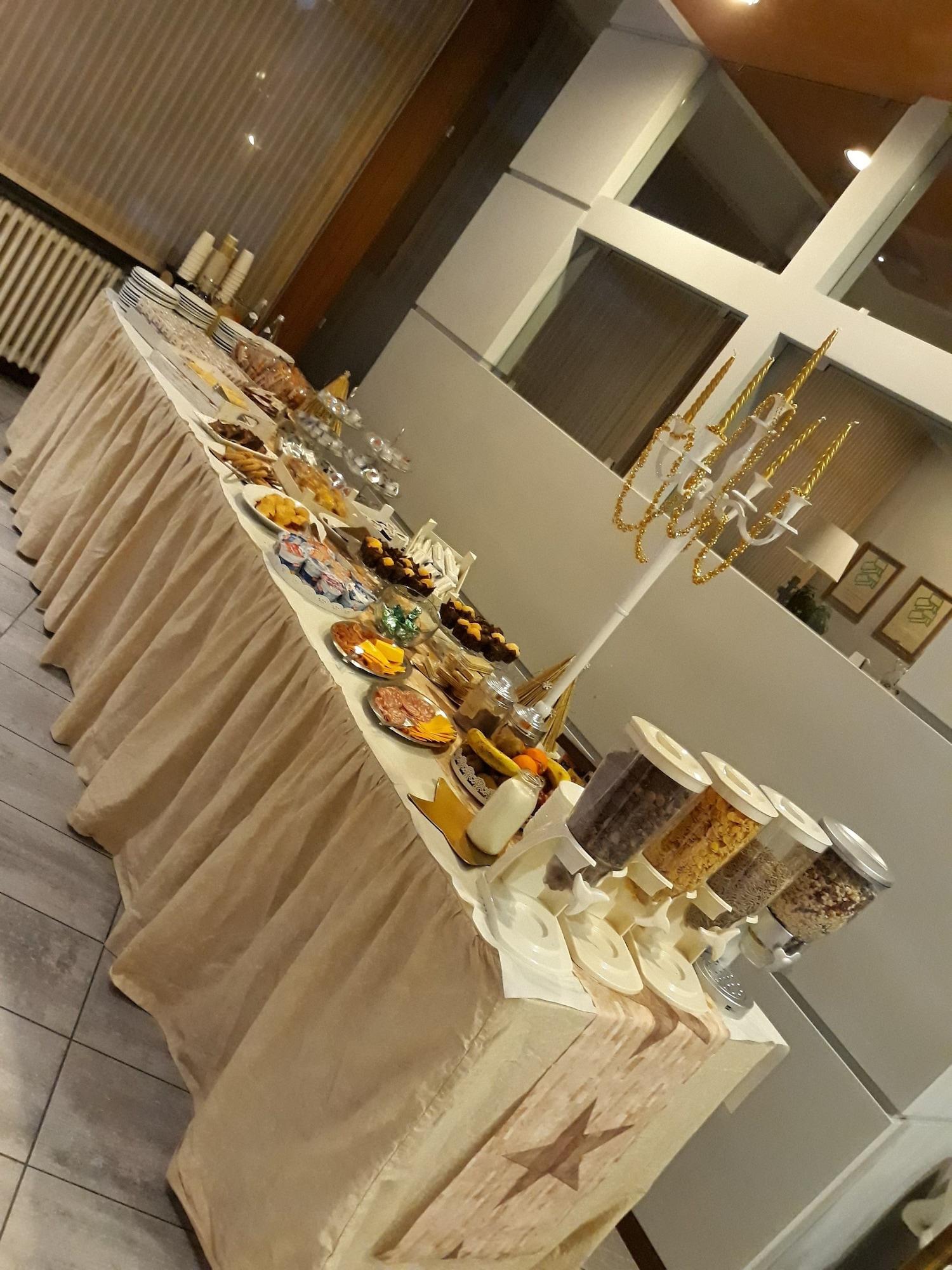 Bar/Salón Hotel Nuova Italia