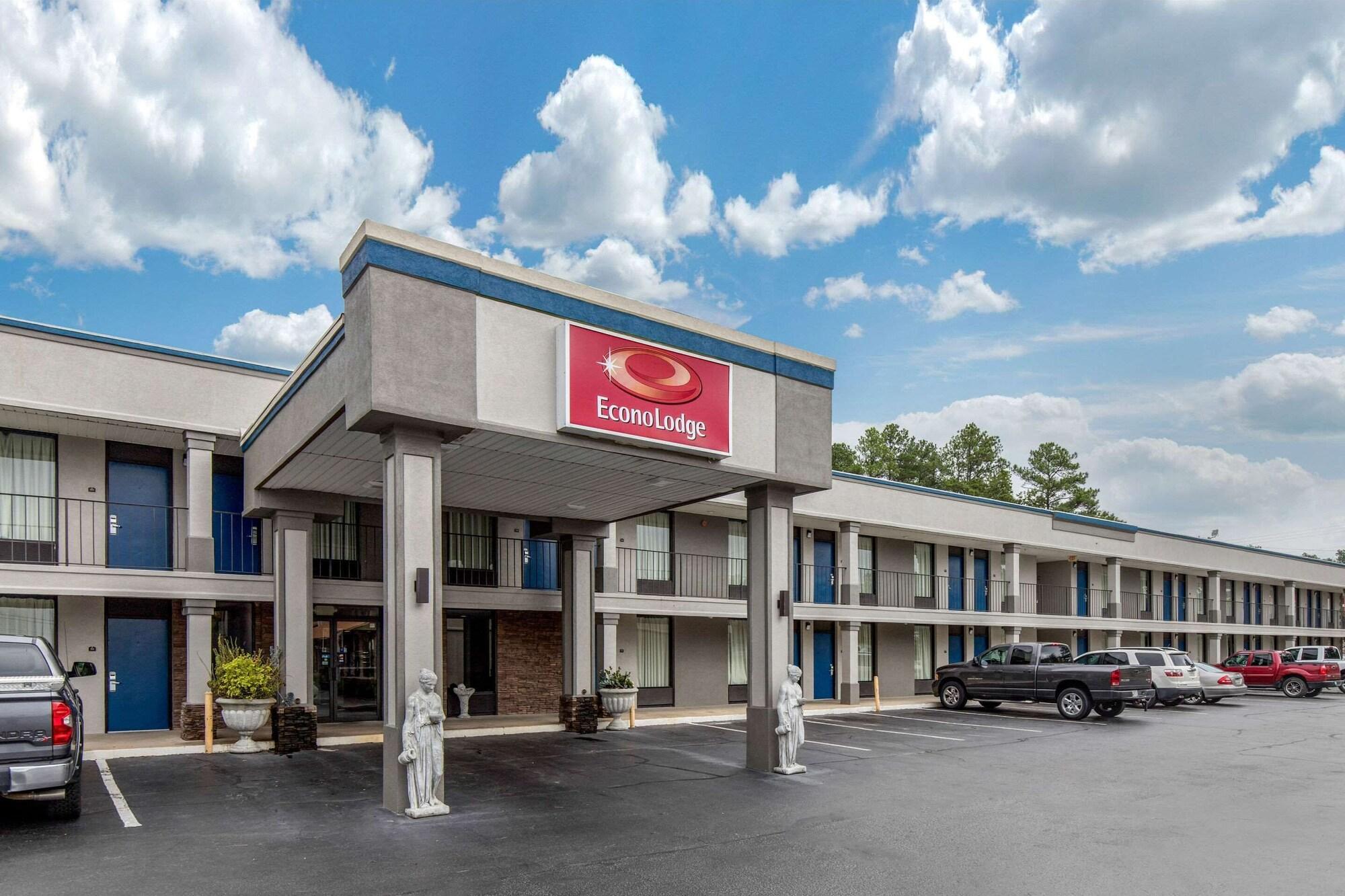 Vista Exterior Econo Lodge Aiken Central