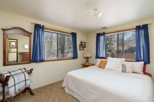 Alquiler Vacacional - The Ohana Lodge - Rustic Log Cabin in Pinetop Country Club w/Deck, BBQ & B-Ball