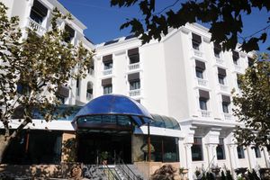 Alojamiento - Paradise Island Hotel