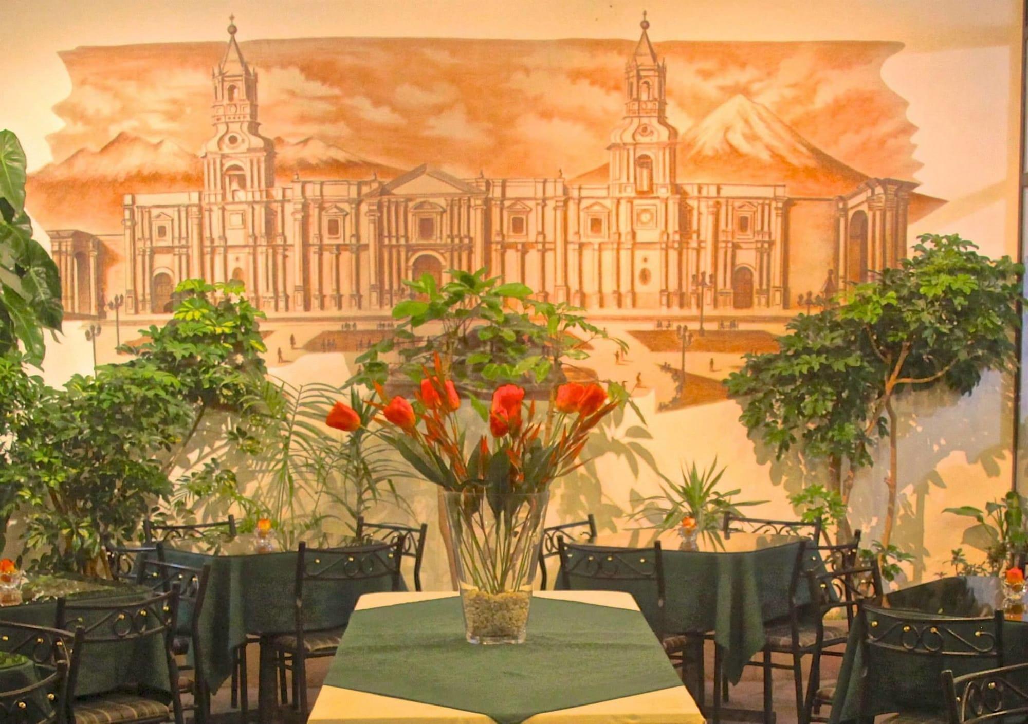Bar/Salón Mirador del Monasterio