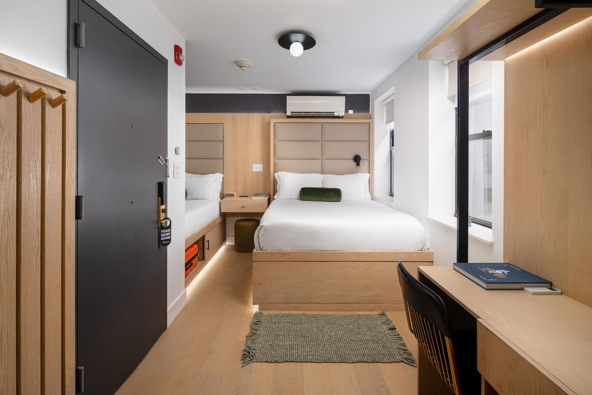 Habitación Little Charlie Hotel
