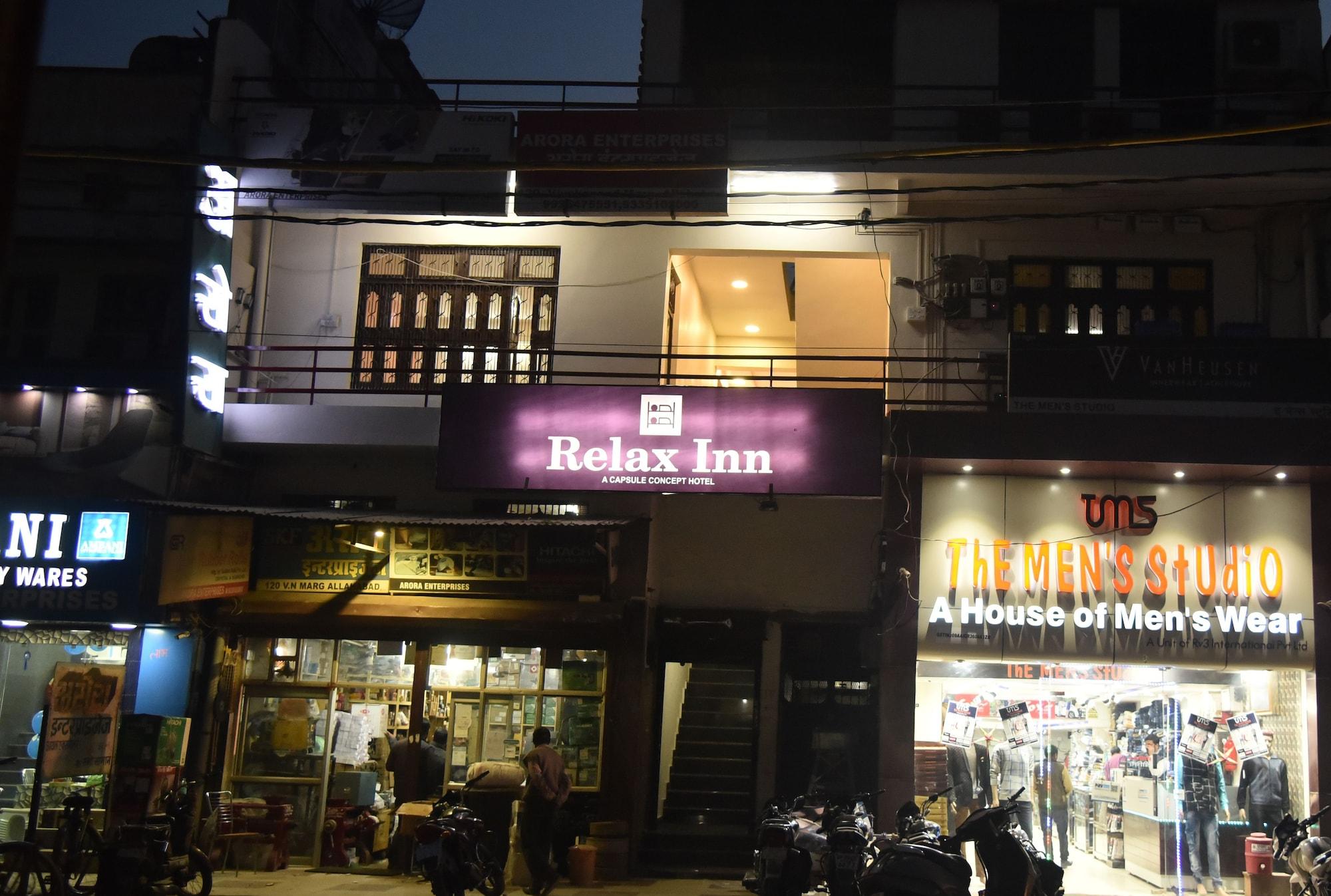 Vista Exterior Hotel Relax Inn - Hostel