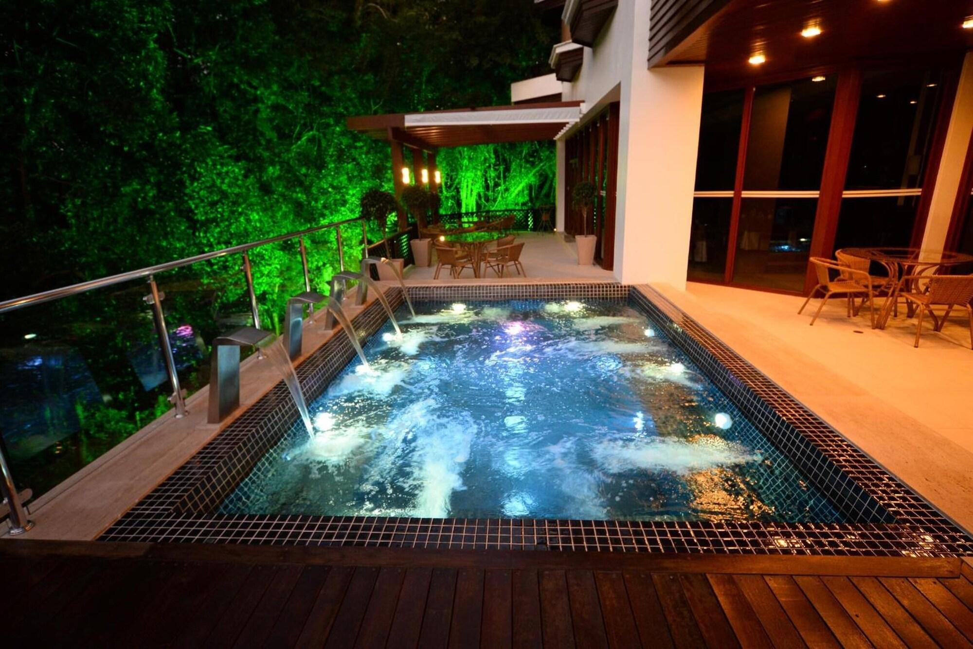 Vista Piscina Hotel Aguas Claras Higienopolis