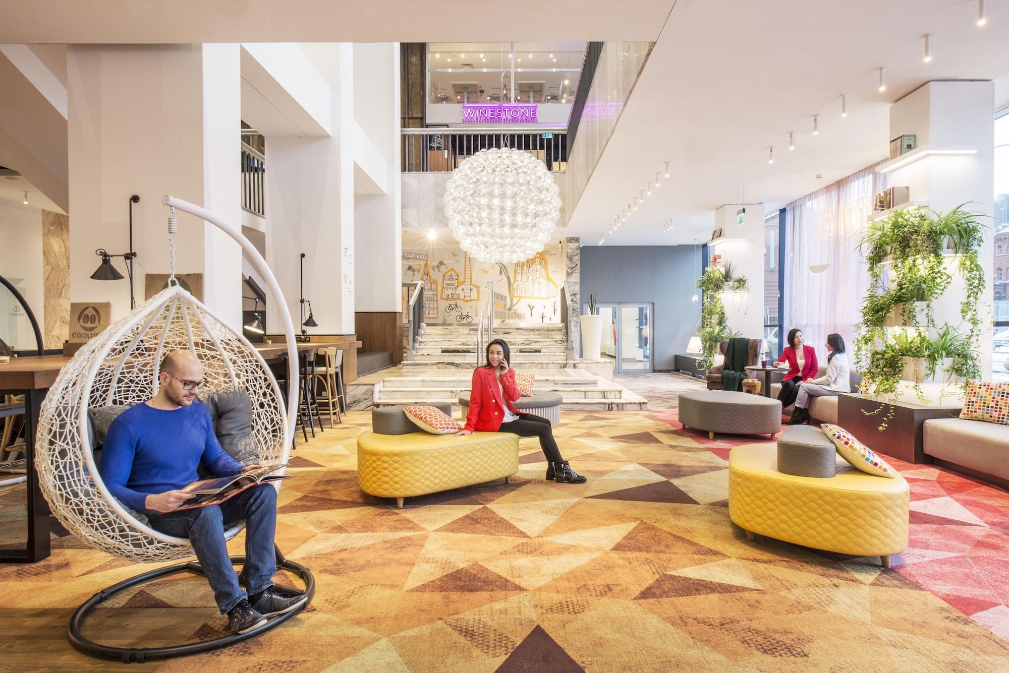 Vista Lobby ibis Poznan Centrum