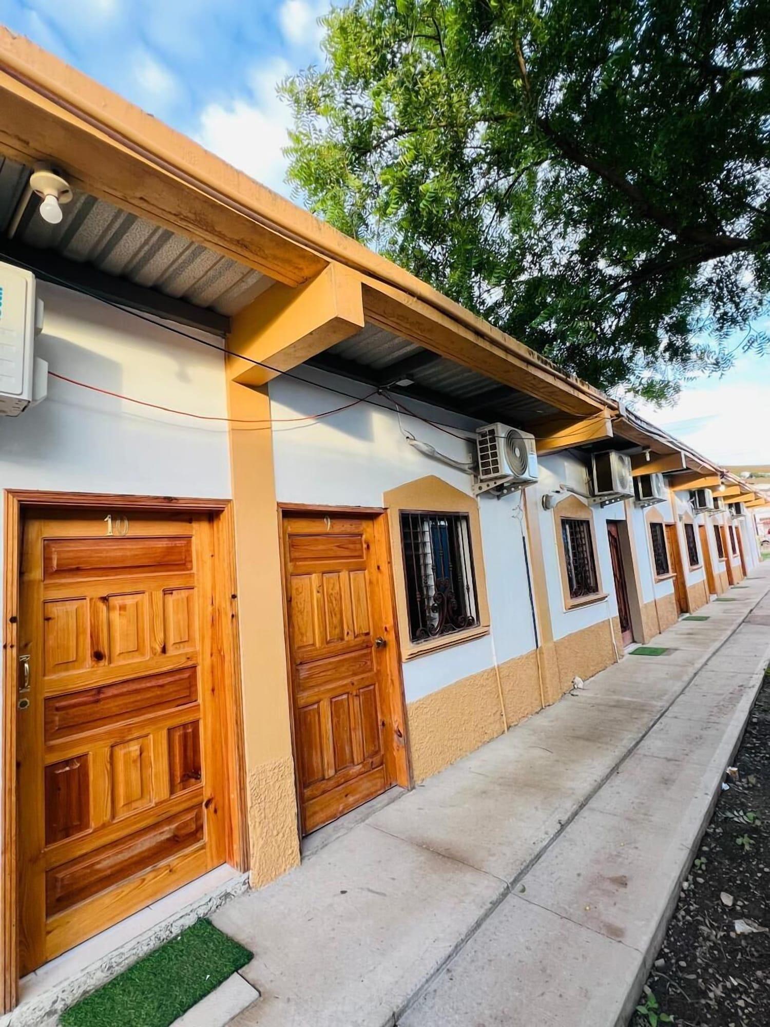 Vista Exterior APARTA HOTEL PALMEROLA