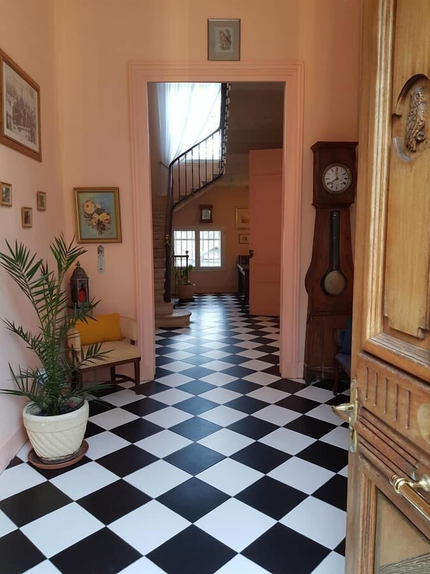 Vista Lobby Chateau de L'Allee
