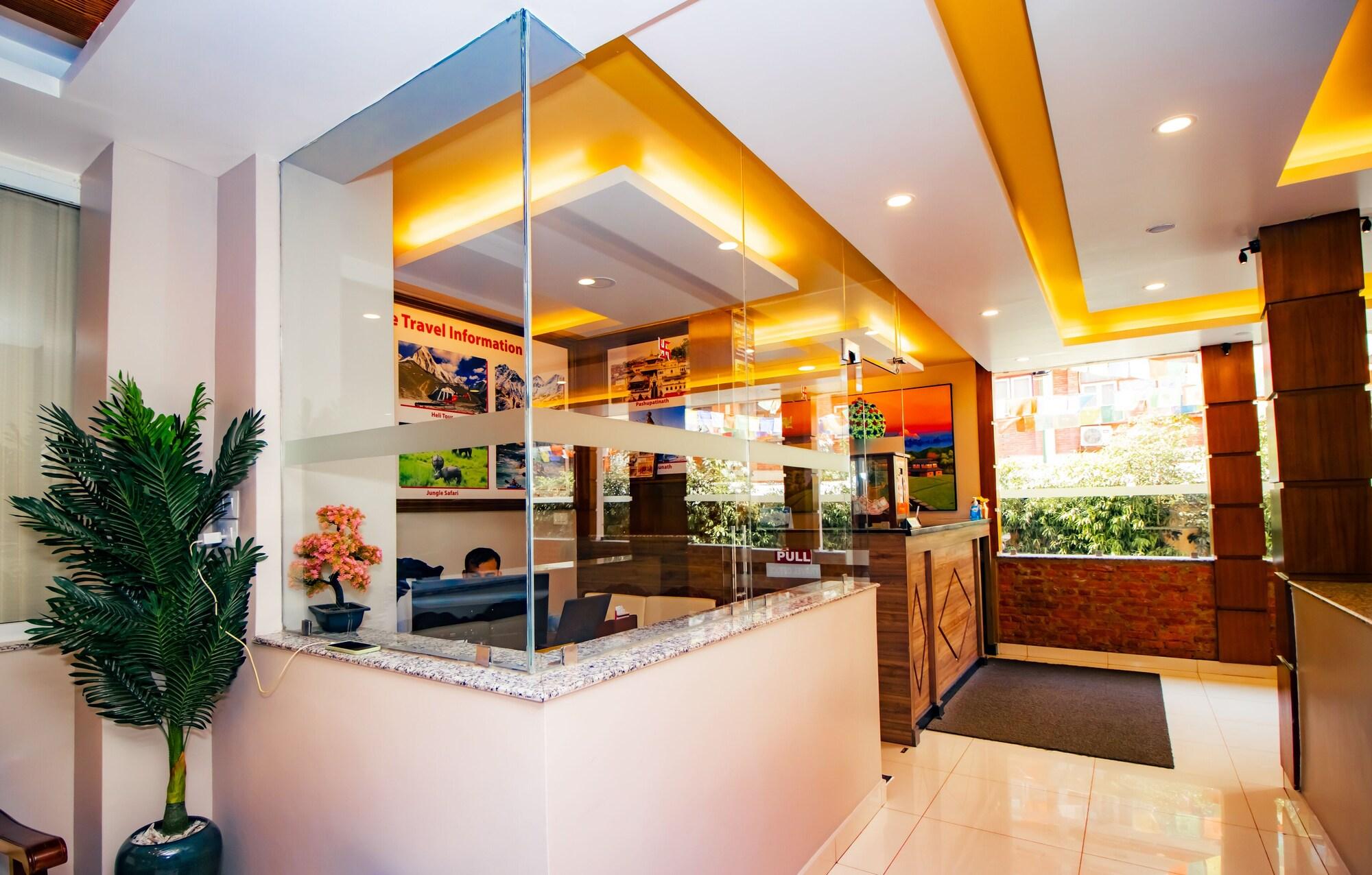 Vista Lobby Magnificent Hotel