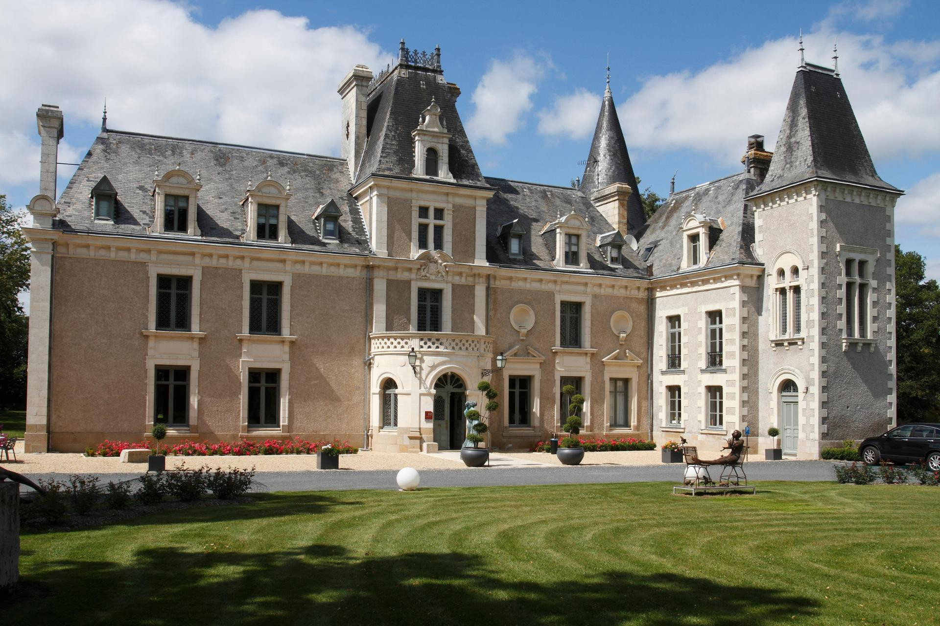 Vista Exterior Hotel Château de la Barbinière