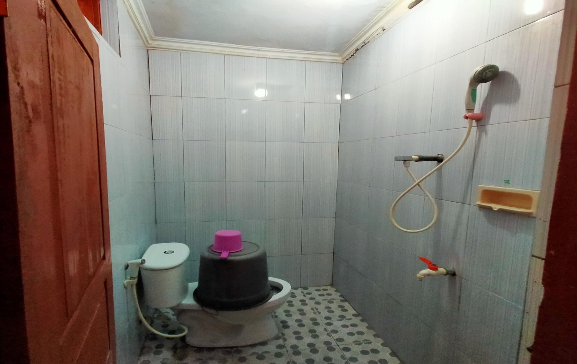 Equipamiento de Habitación HOTEL WIDODO 1 TUSTIYANI PARANGTRITIS