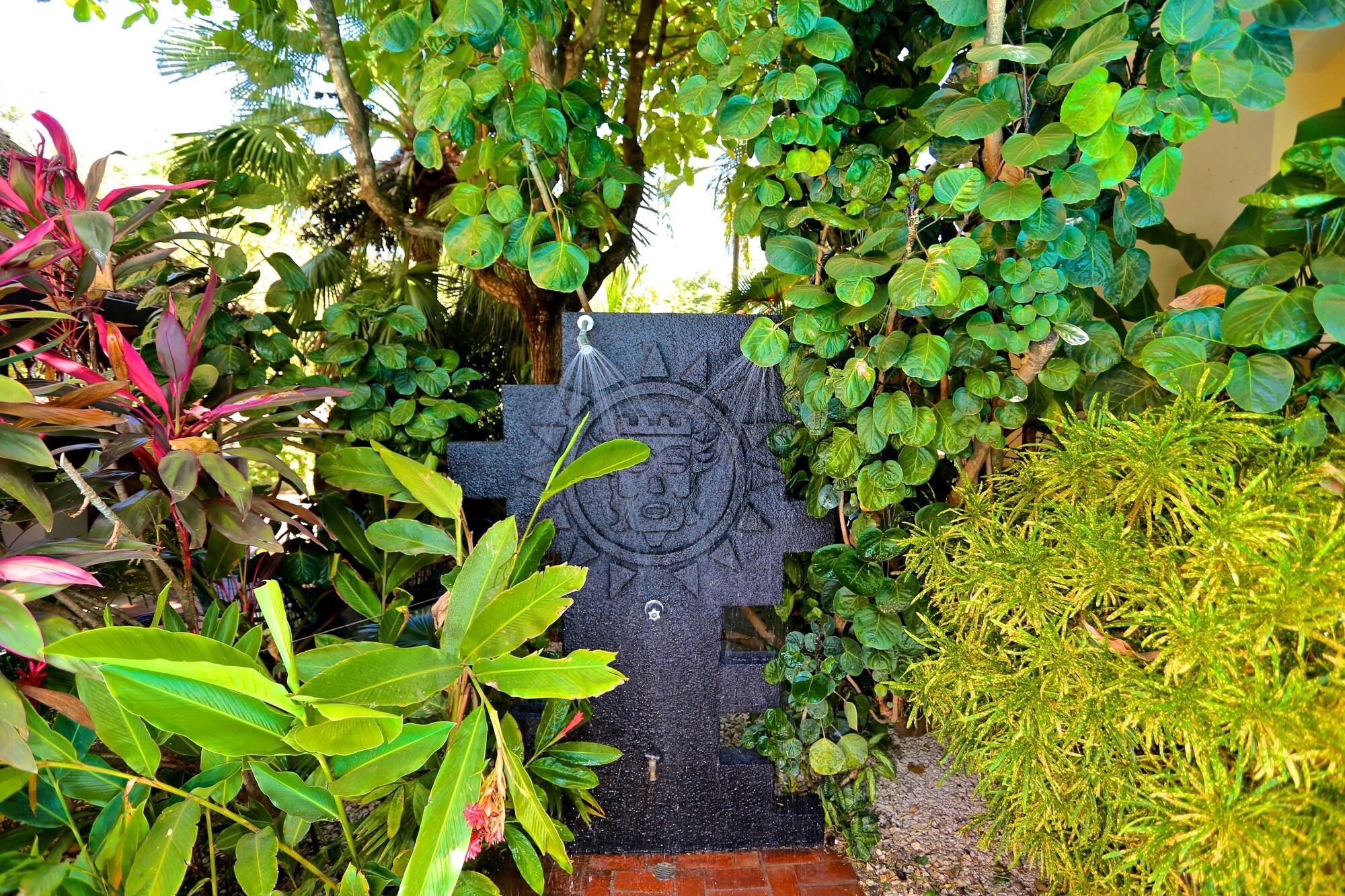 Vista Exterior Hotel Villa del Sueño