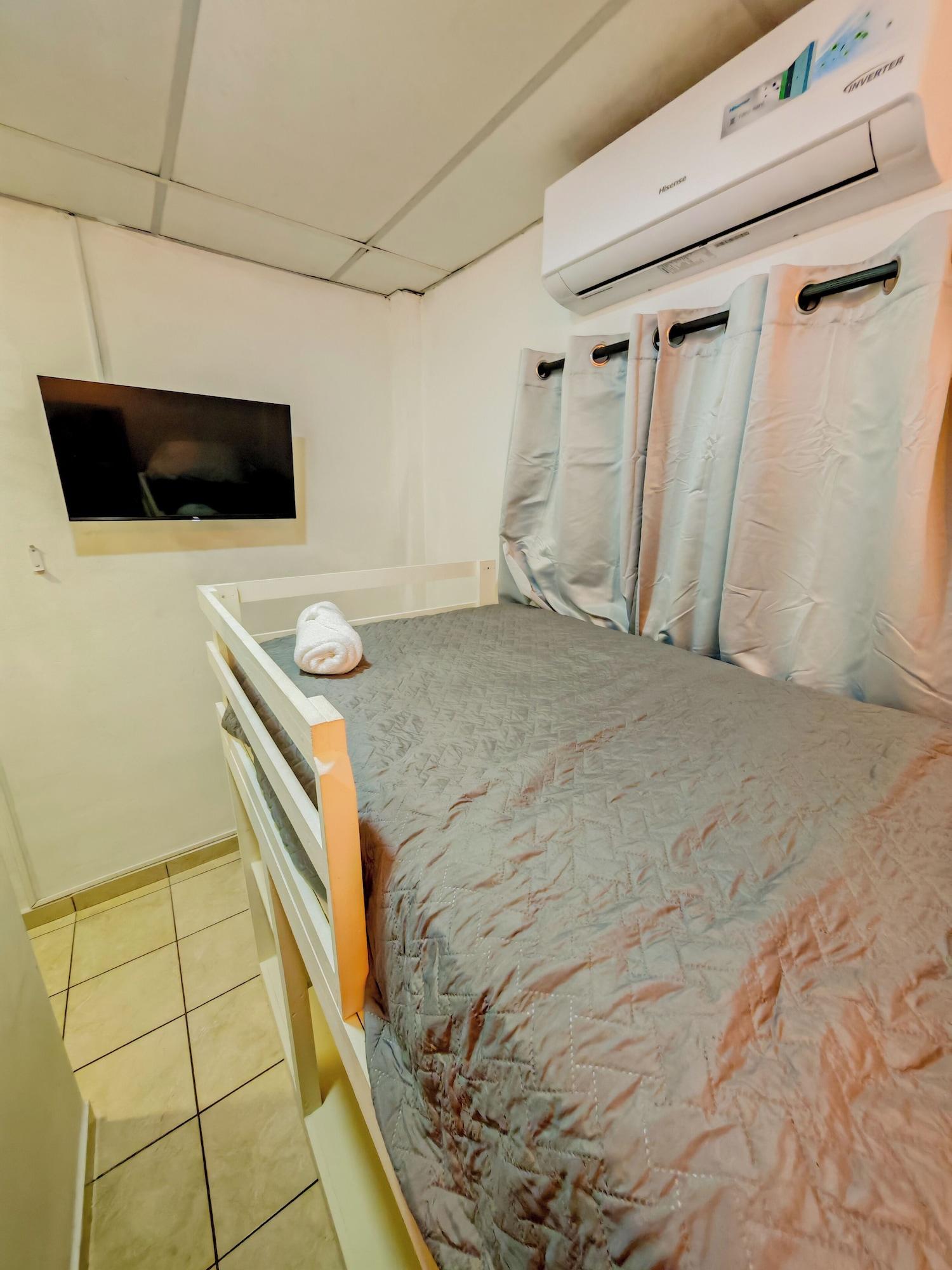 Set de Habitación Friendly House