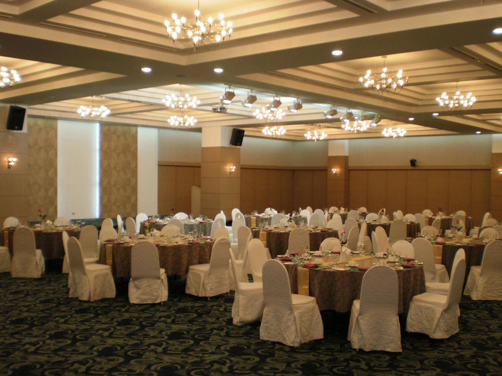 Vista Exterior Gumi Century Hotel