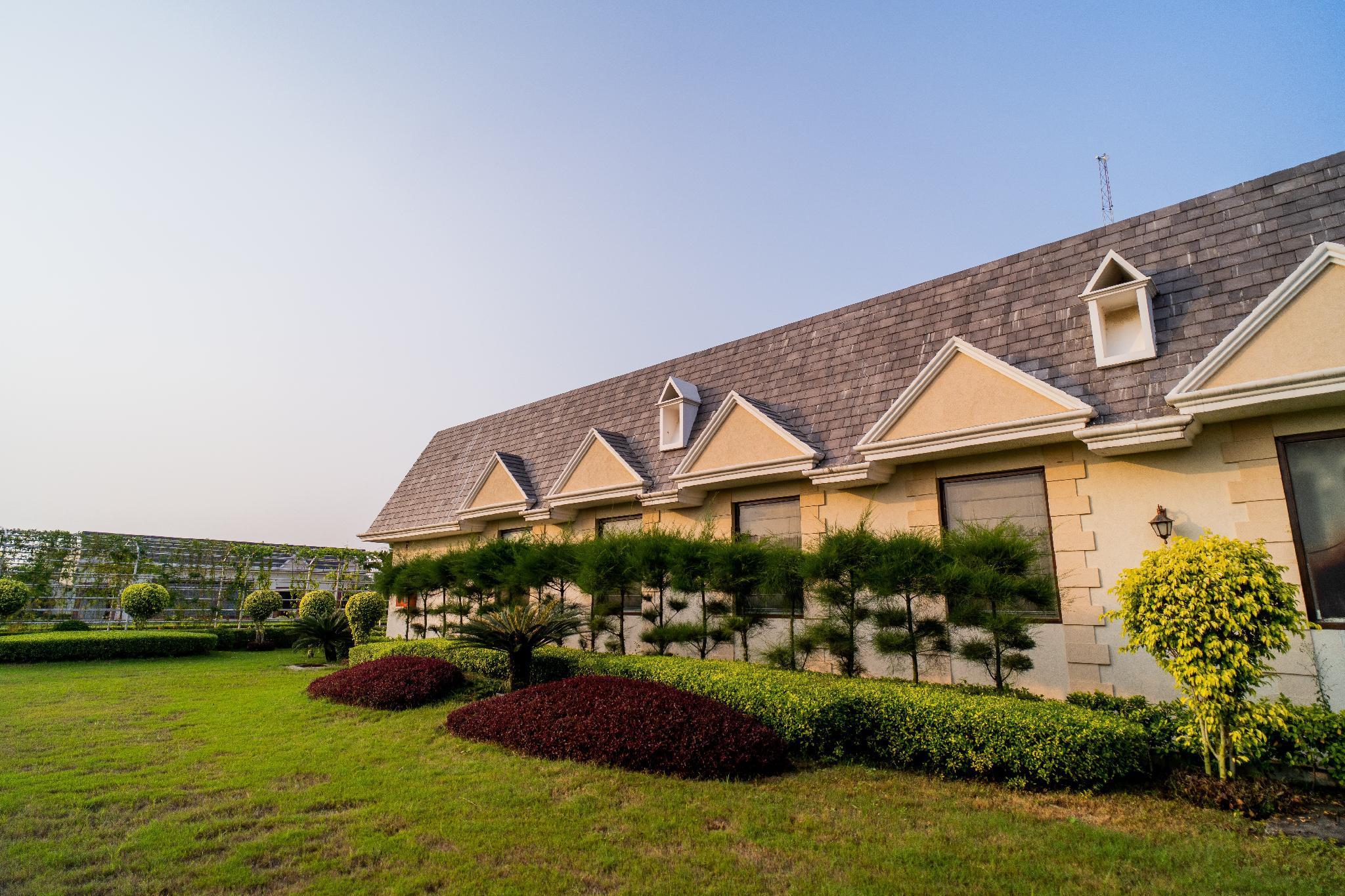 Vista Exterior The Radiant Resort